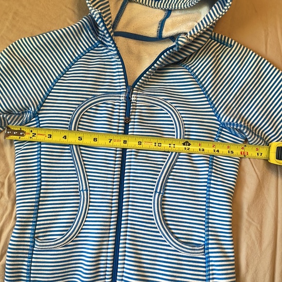 Lululemon scuba hoodie size XS - Picture 4 of 7